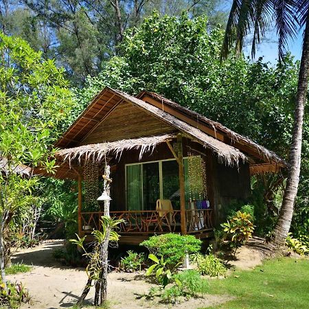 Hapla Beach Cottage Koh Kho Khao Island Exterior photo