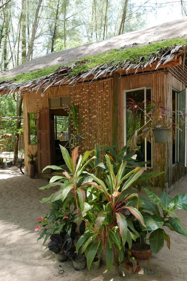 Hapla Beach Cottage Koh Kho Khao Island Exterior photo
